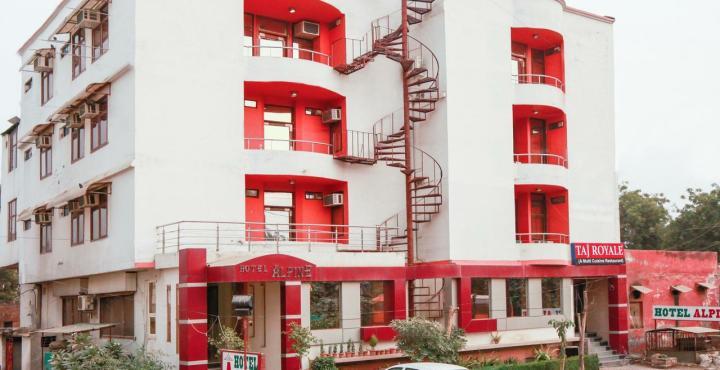 Fabexpress Alpine Agra (Uttar Pradesh) Exterior foto