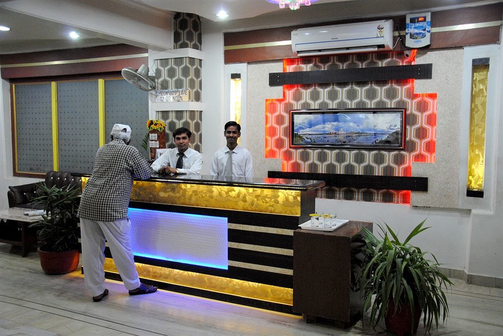 Fabexpress Alpine Agra (Uttar Pradesh) Exterior foto